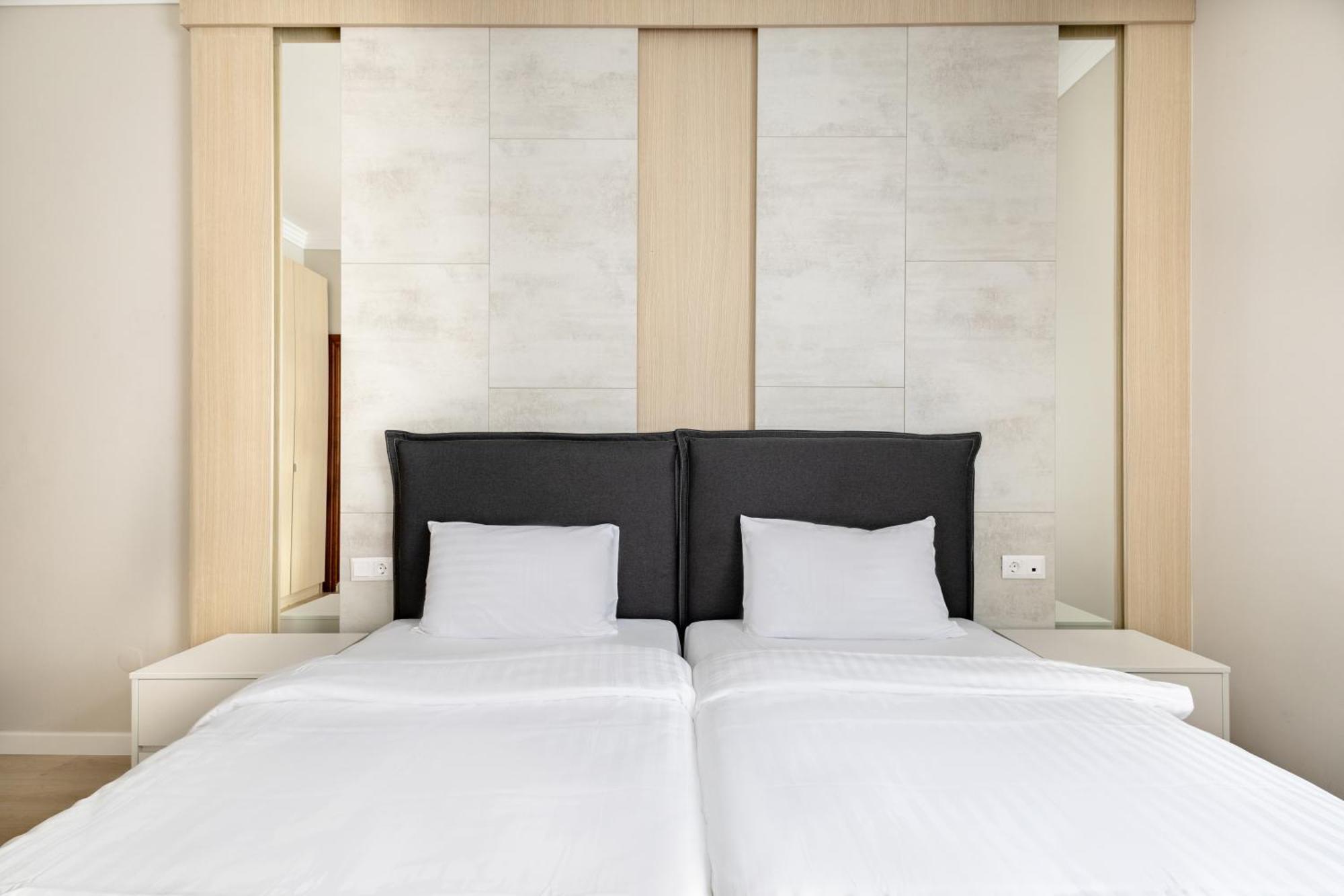 Piccolo Mondo By Citybookings Bucharest Luaran gambar