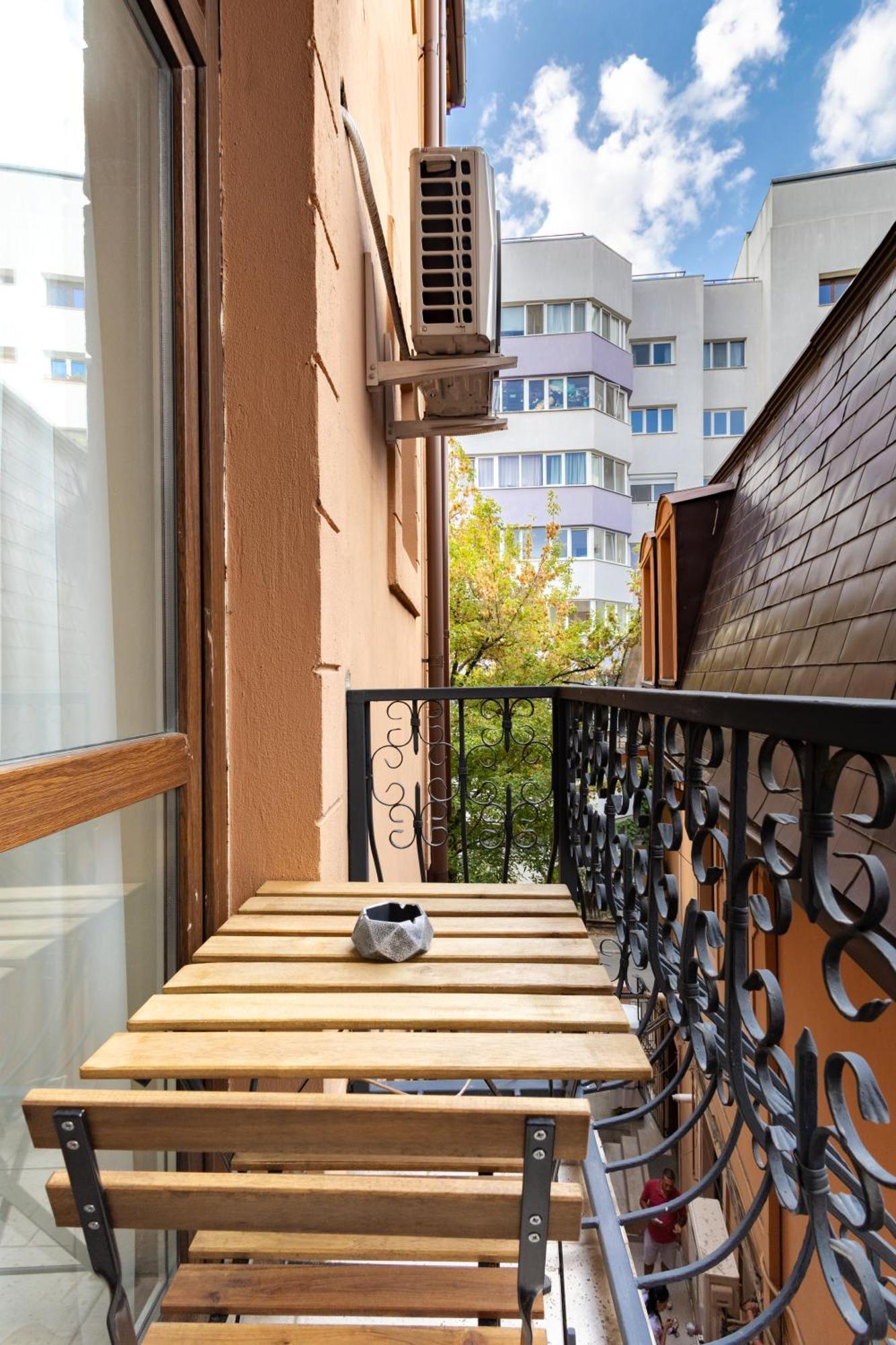 Piccolo Mondo By Citybookings Bucharest Luaran gambar